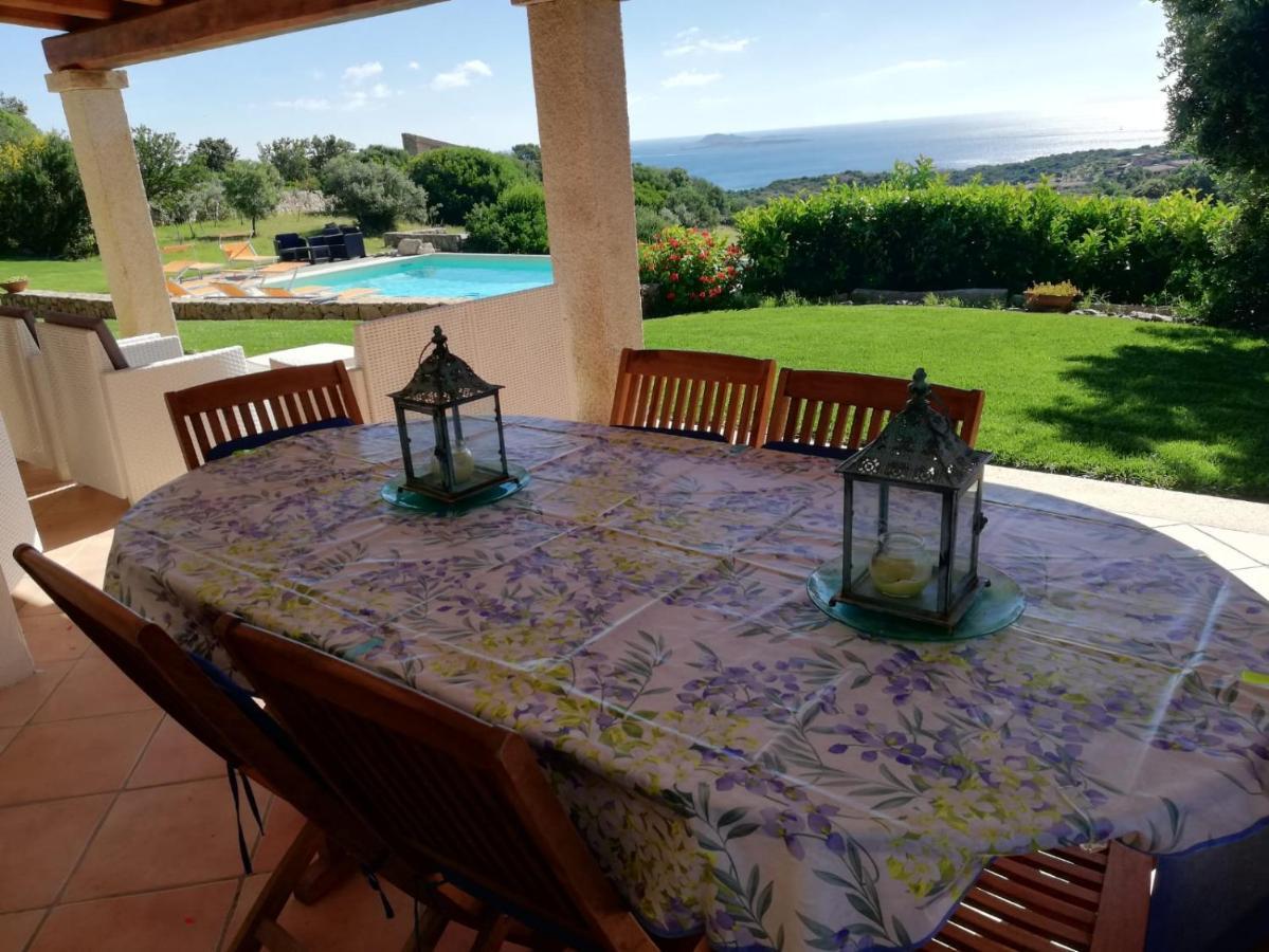 La Sima Villa Con Piscina Vista Mare San Pantaleo Sardegna Extérieur photo